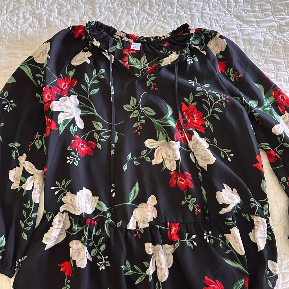 Old Navy Black Blouse with Red and White Floral Design